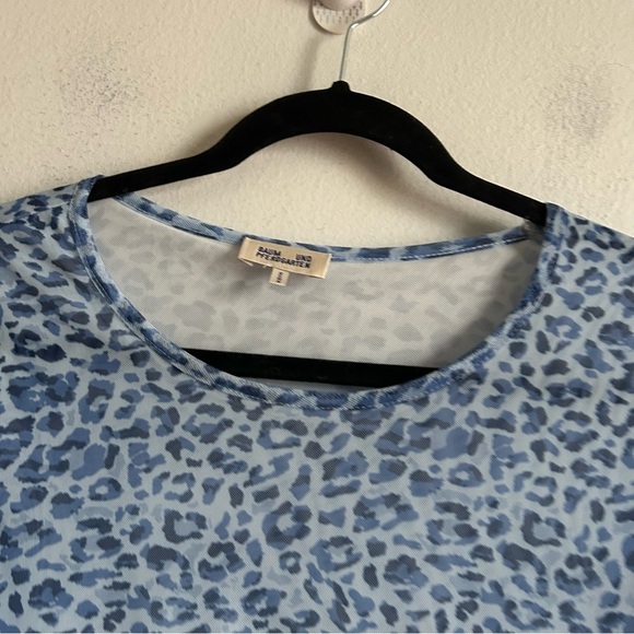 Baum Und Pferdgarten Sz XL Jocelyn Blue Mesh Leopard Print Midi Dress - Picture 4 of 13